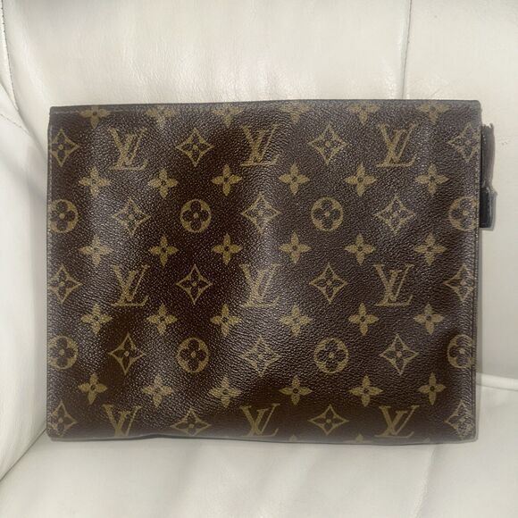 Authentic Louis Vuitton Monogram Toiletry Pouch 26 M47542 - Picture 1 of 15